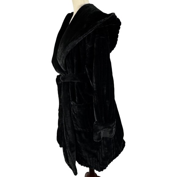 PeachyMink™ by PeachSkinSheets® Luxury Faux Mink Robe – Size M (Black) - Picture 9 of 10
